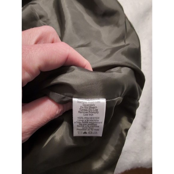 Legendary Whitetails Quilted Vest Toggle Puffer Women's Size L Maroon Zip - Picture 6 of 8